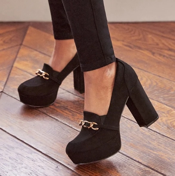 New ~ Chain Detail Platform Pump Black - Picture 2 of 4